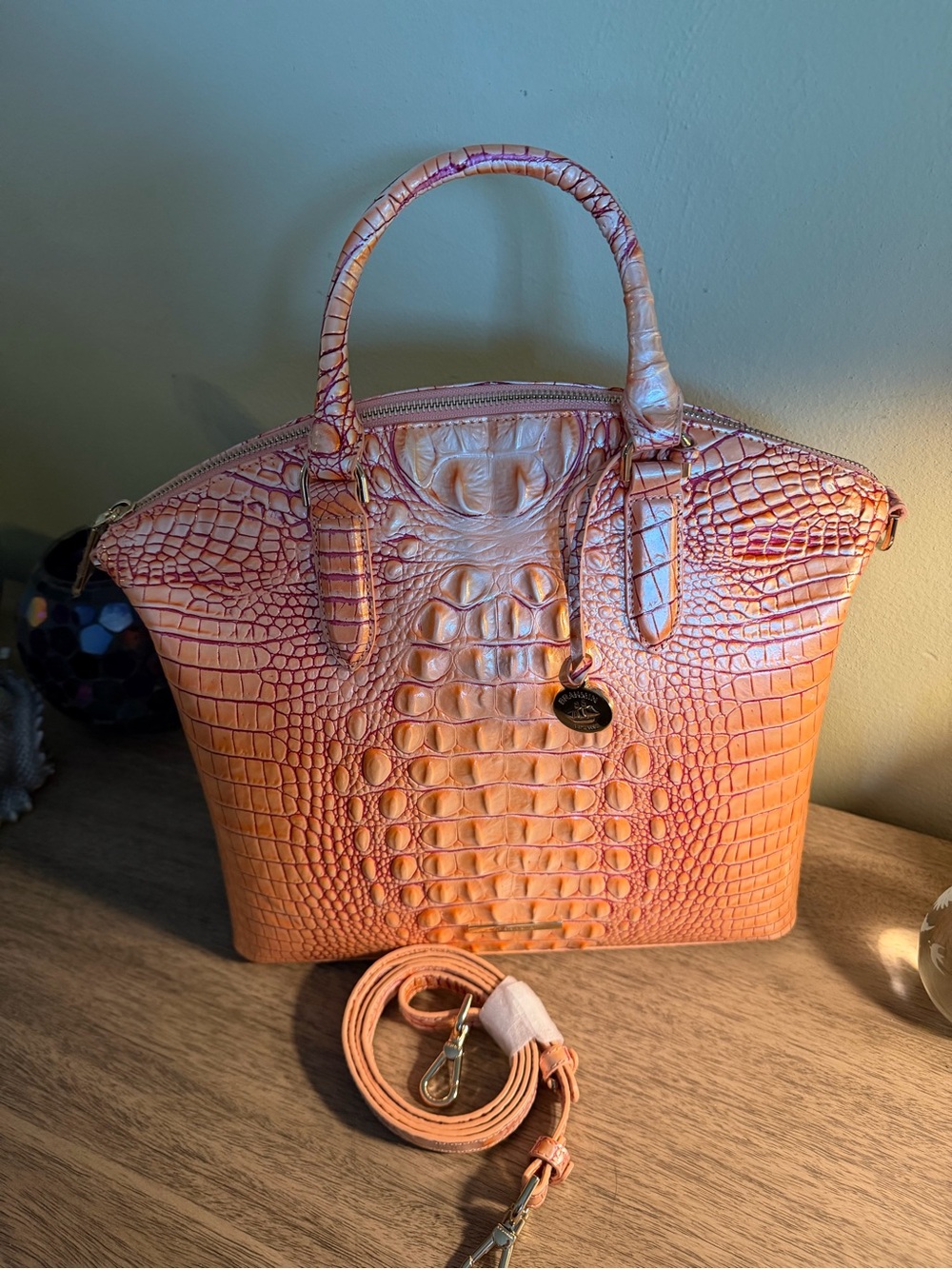 Brahmin Apricot Lg Dux